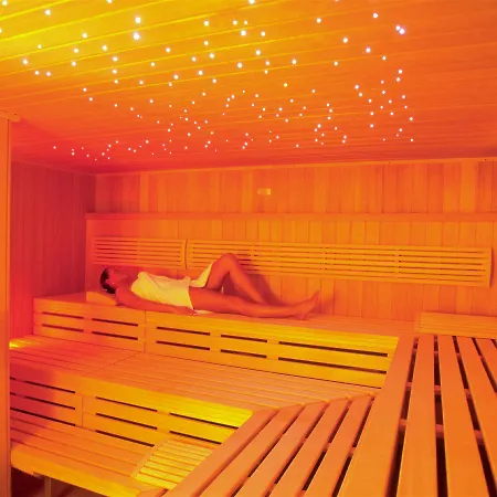 Sassa Y Hotel 4*