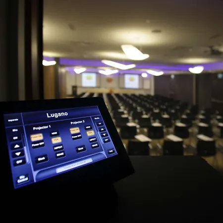 Sassa Y Hotel 4*
