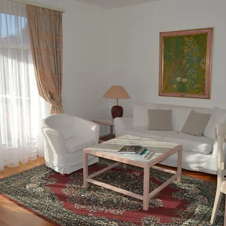 Hotel Sassa Y